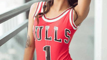 Aileen 2 4000x.progressive