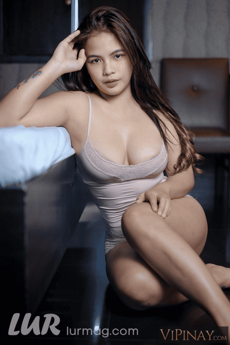 alex 16 4000x@2x.progressive