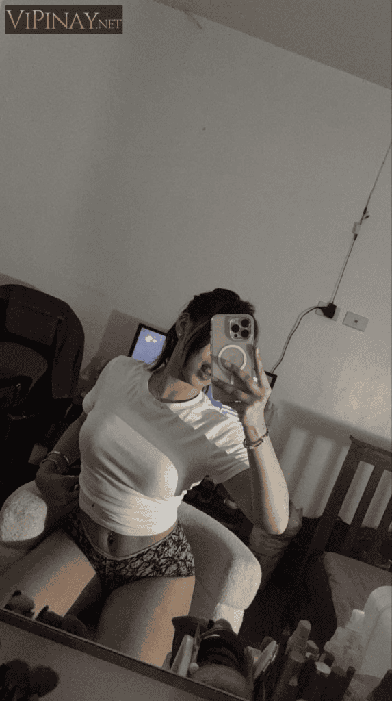 emelie sia27