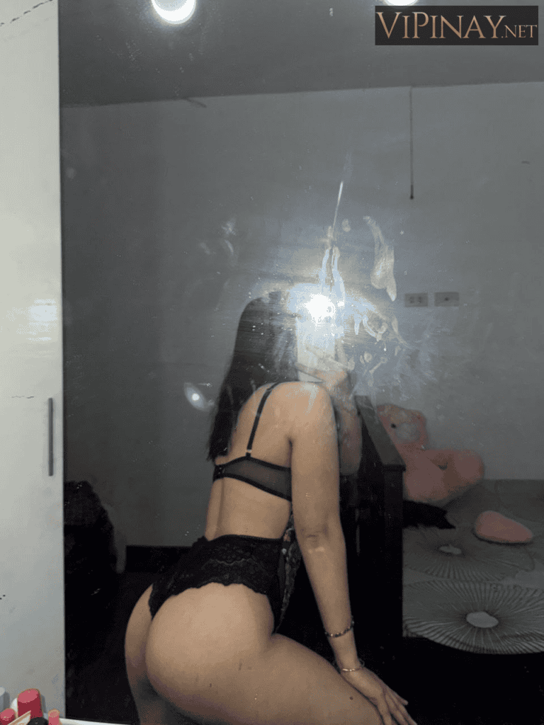 emelie sia31